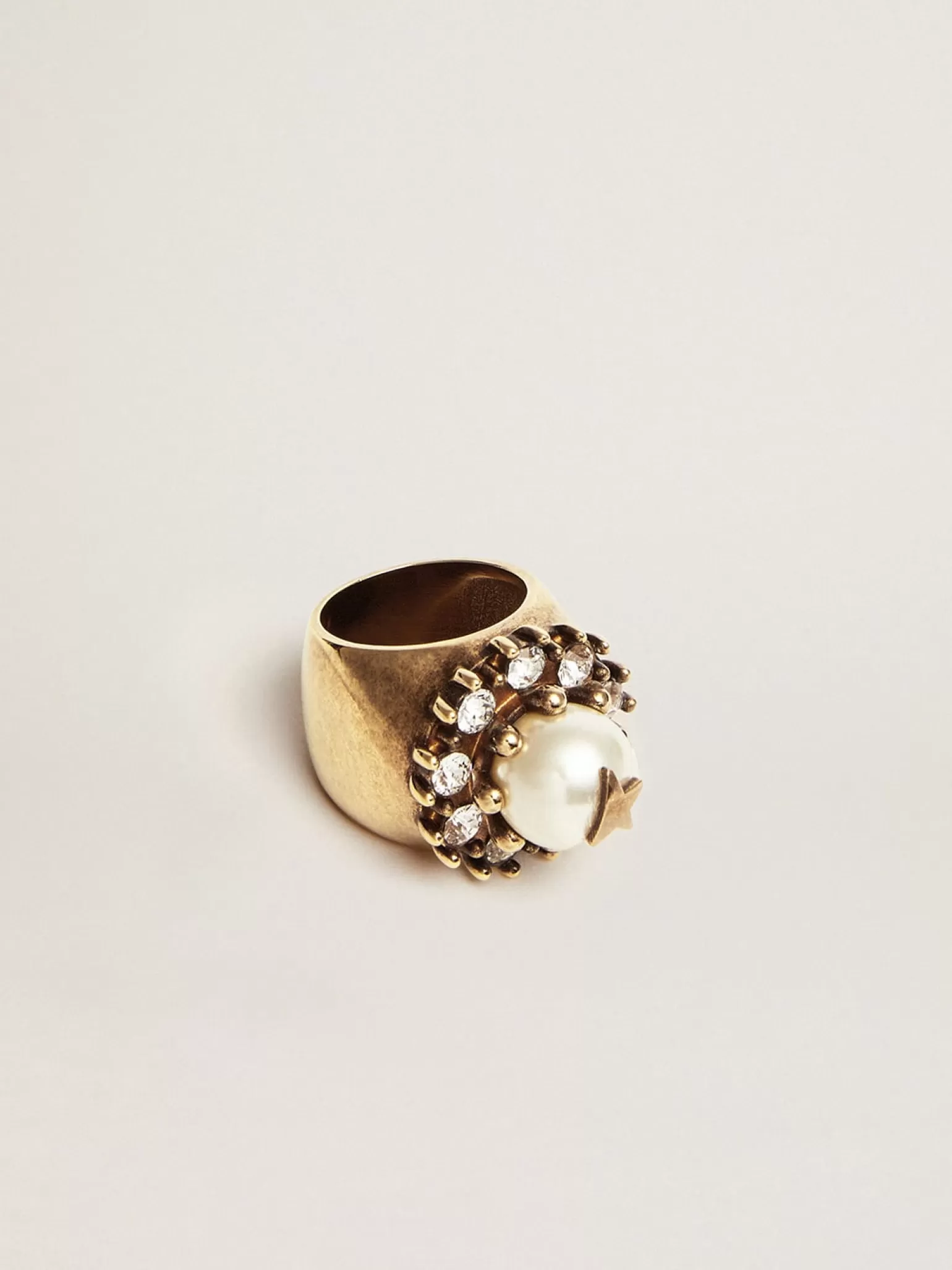 Best Sale Anel feminino na cor ouro velho com pérola e cristais decorativos MULHER Joias