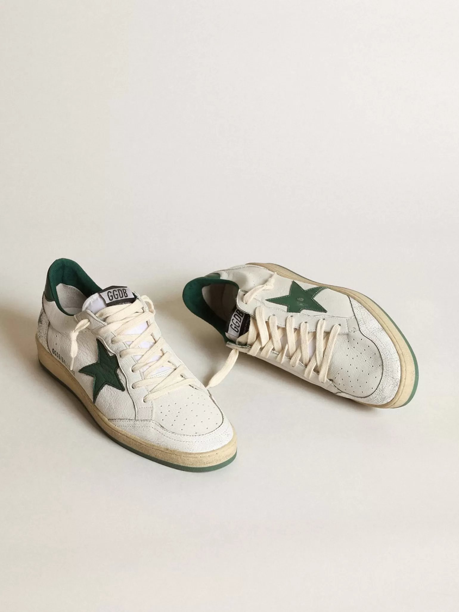 Flash Sale Ball Star Feminino de napa branca com estrela e talão de couro verde MULHER Ball Star