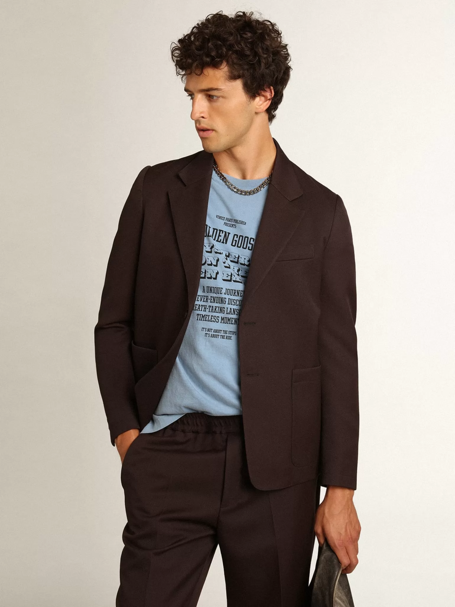 Sale Blazer masculino de abotoamento simples de gabardine de lã cor alcaçuz Blazers