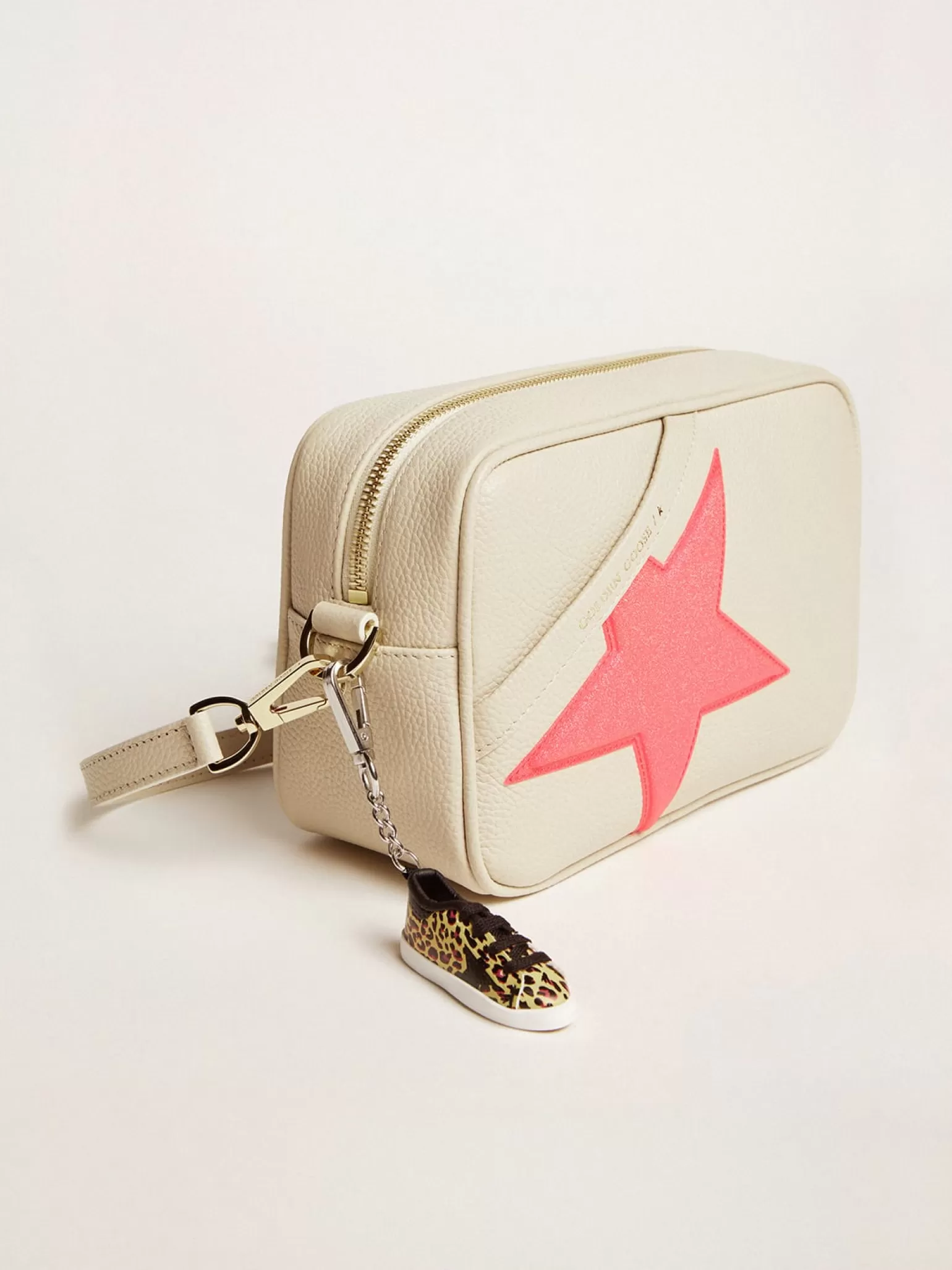 Best Sale Bolsa Star branco leite de couro martelado, estrela fúcsia com glitter iridescente MULHER Bolsas tiracolo