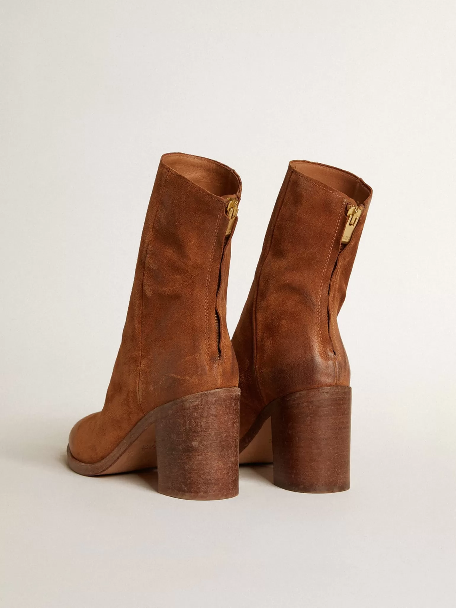 Best Sale Botas Vivienne de cano baixo de suede na cor conhaque MULHER Botas
