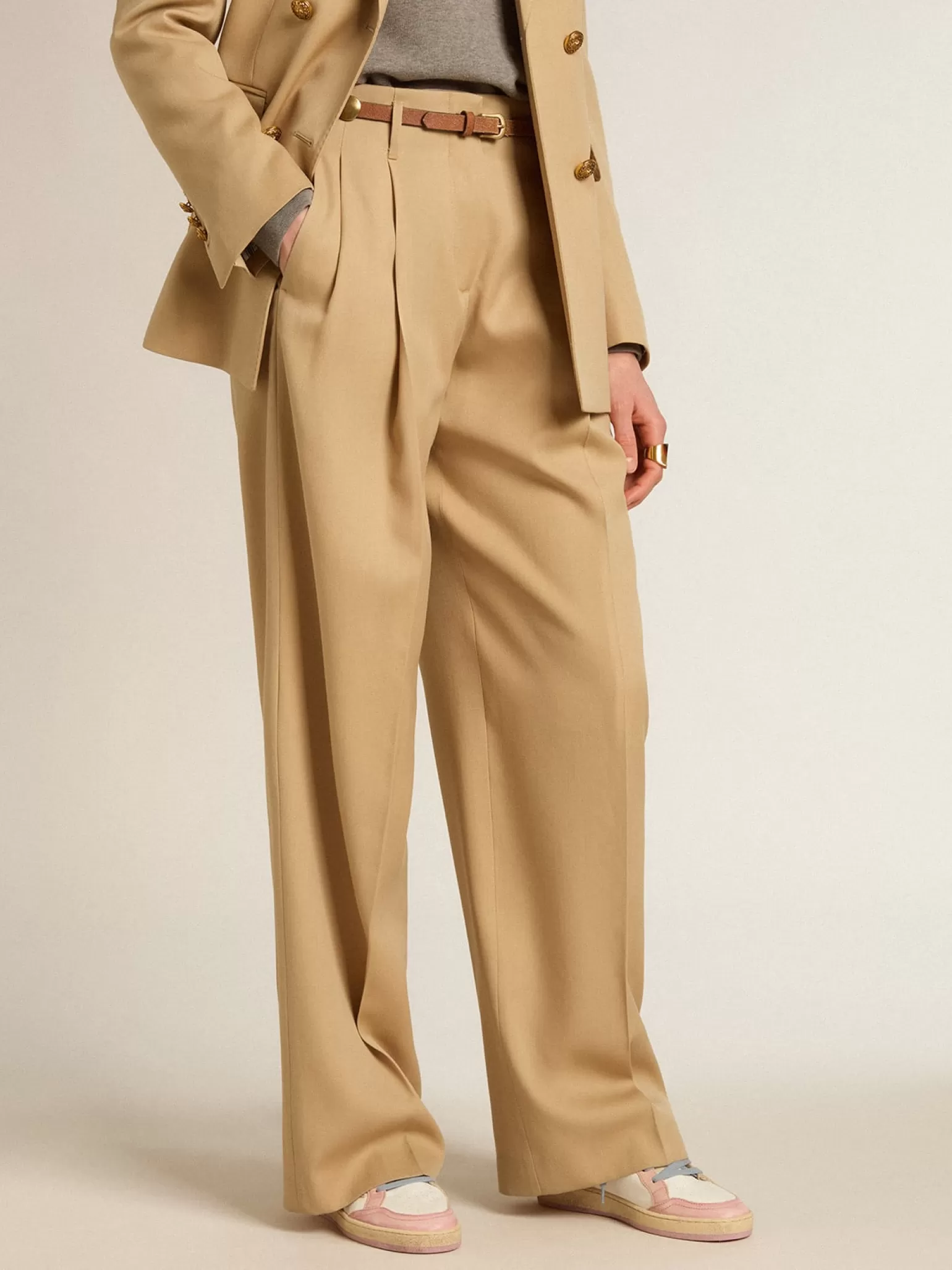 Sale Calça feminina de gabardine de lã cor areia MULHER Jeans e calças