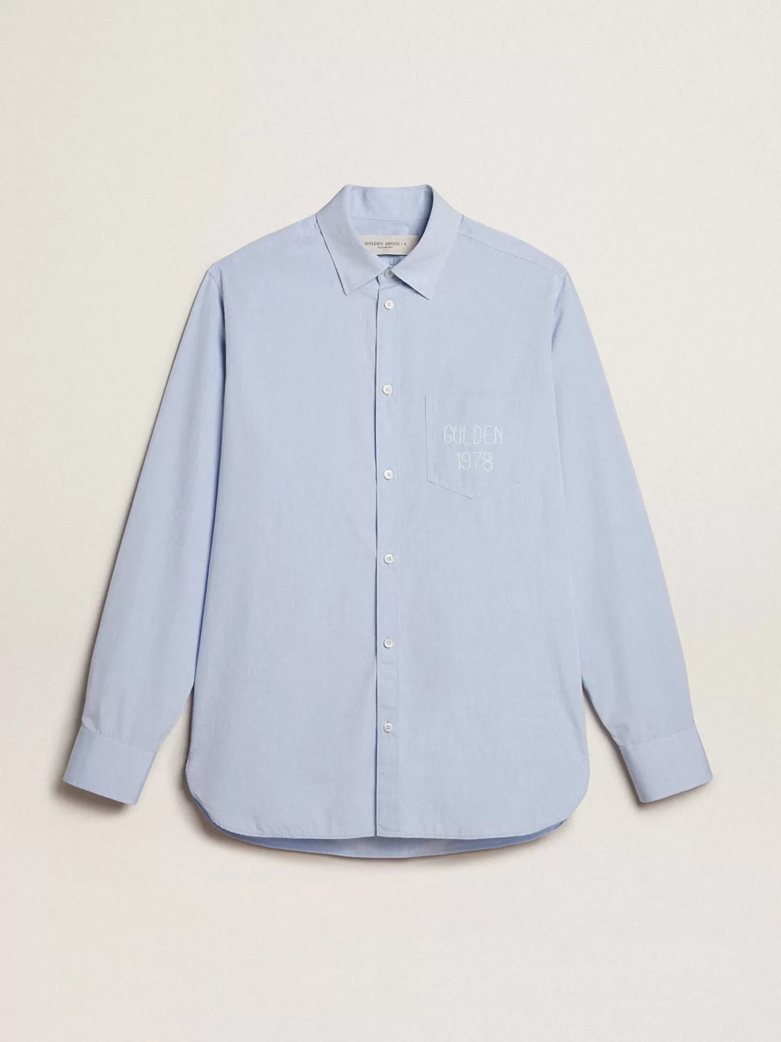 Sale Camisa azul bebê de algodão com bordado no bolso Camisas