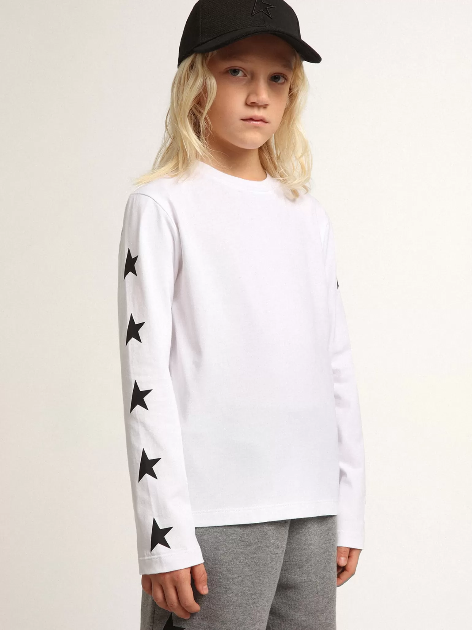 Best Sale Camiseta branca de manga comprida com estrelas pretas em contraste Roupas de cima (4-12 years) | Roupas de cima (4-12 years)