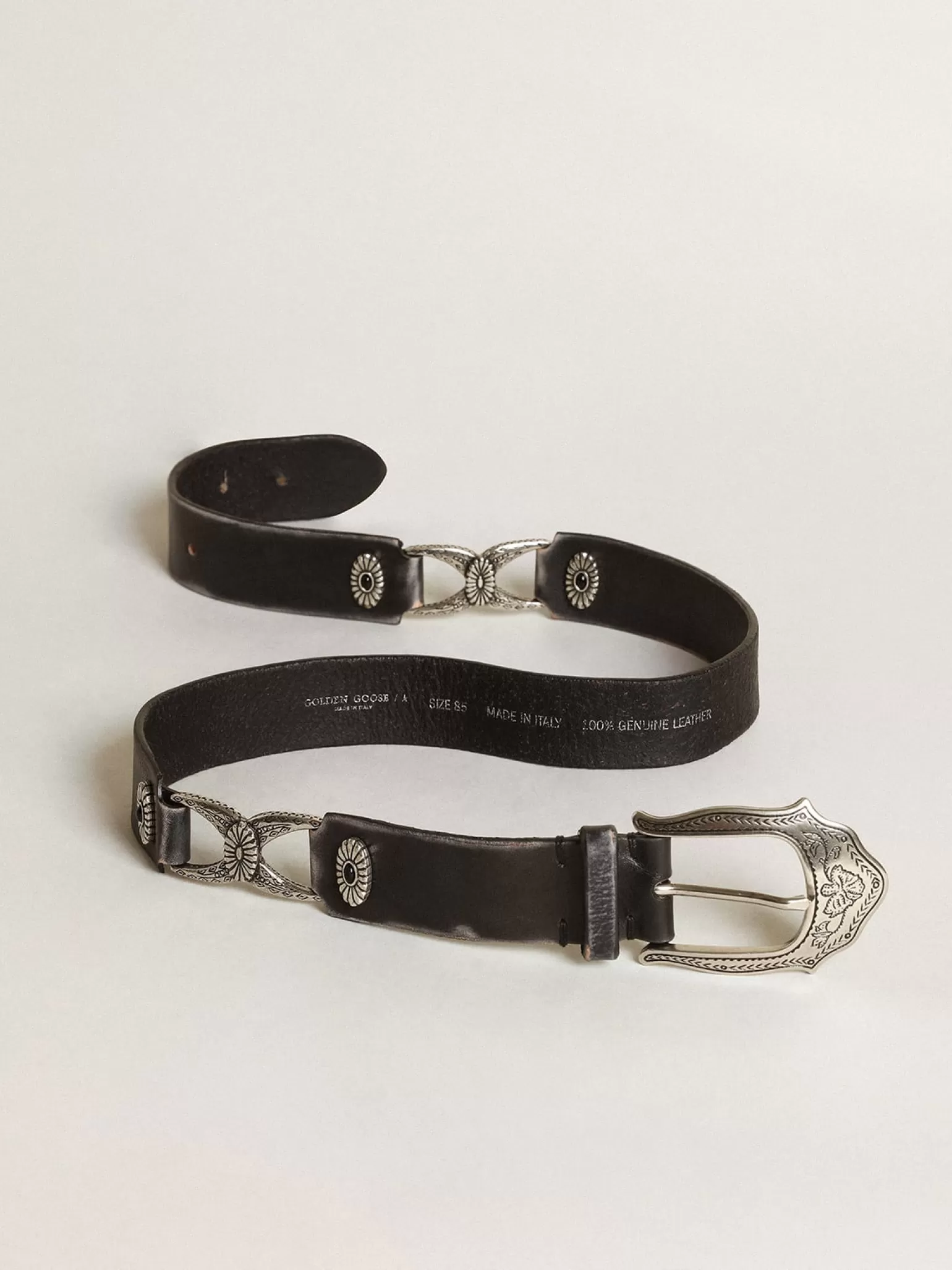 Clearance Cinto feminino de couro preto com decorações prateadas MULHER Cintos