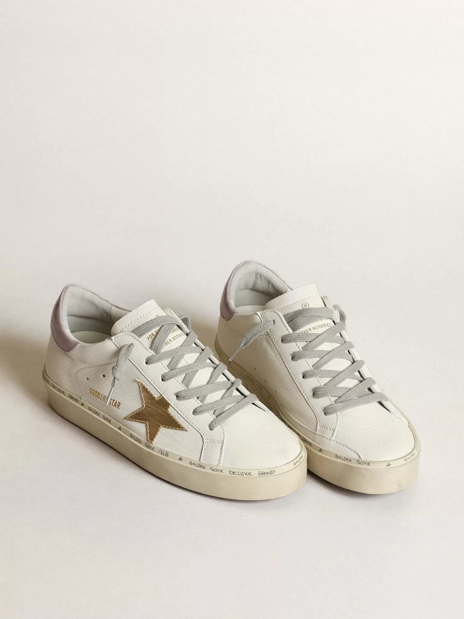 Hot Hi Star branco com estrela dourada e talão de naplak lilás MULHER Hi Star