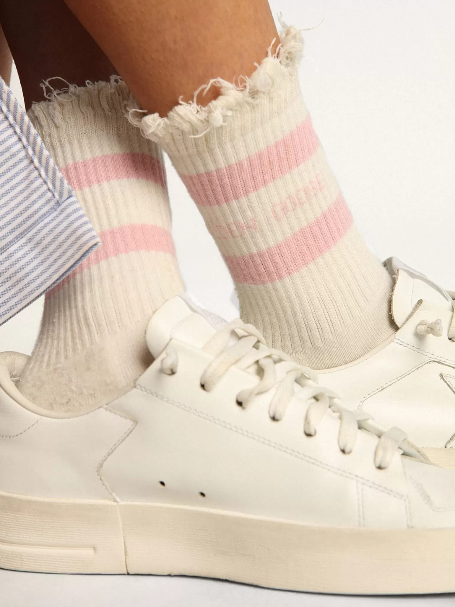 Best Meias brancas com tratamento desgastado com logo e listras rosa bebê MULHER Meias | Meias