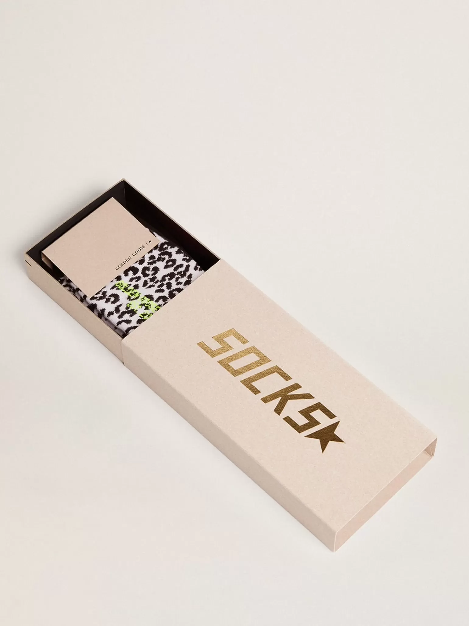 Fashion Meias branco e preto com estampa de leopardo e estrela preta na parte de trás MULHER Meias | Meias