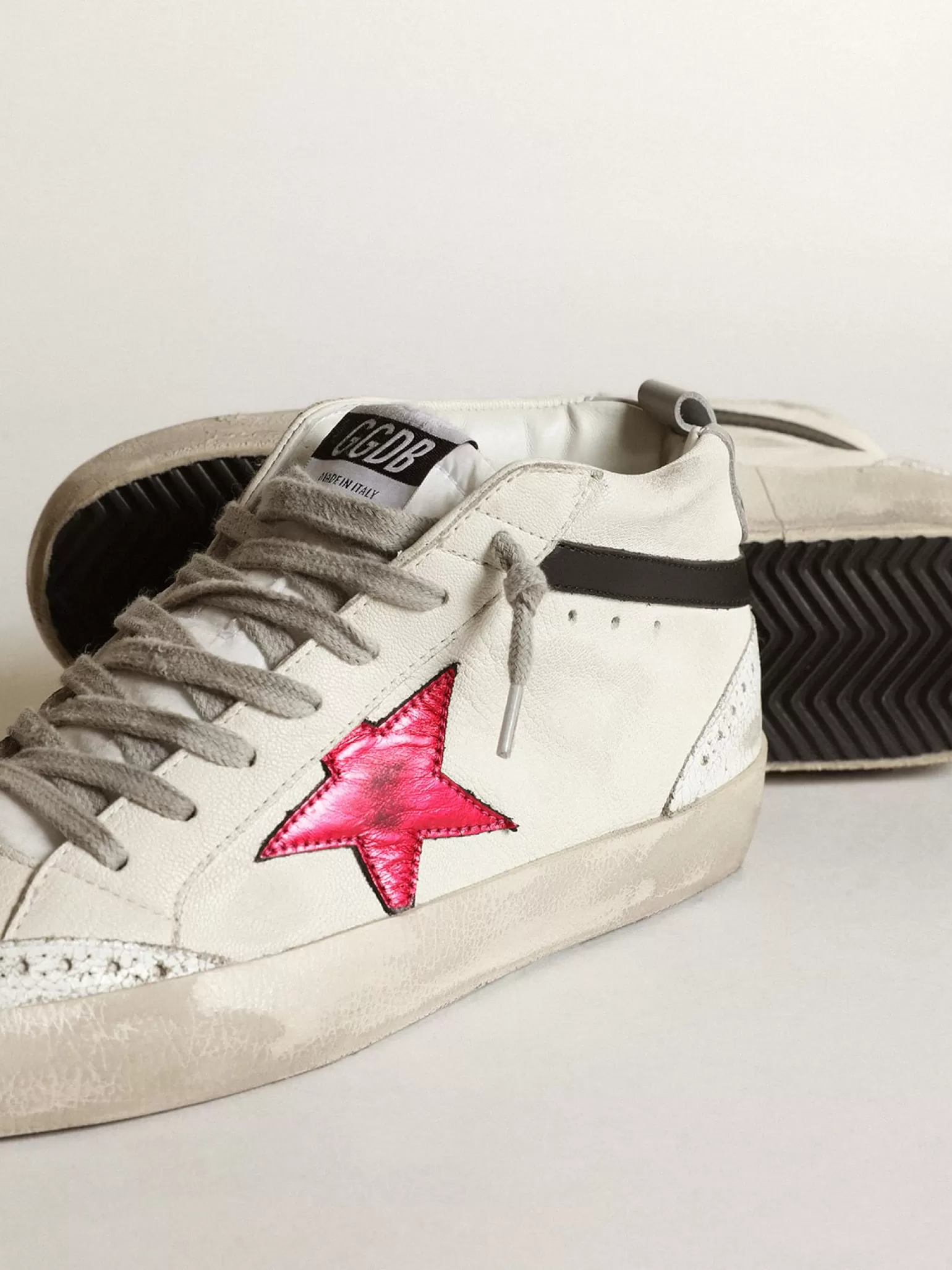 Outlet Mid Star com estrela de couro metálico rosa e lista preta MULHER Mid Star