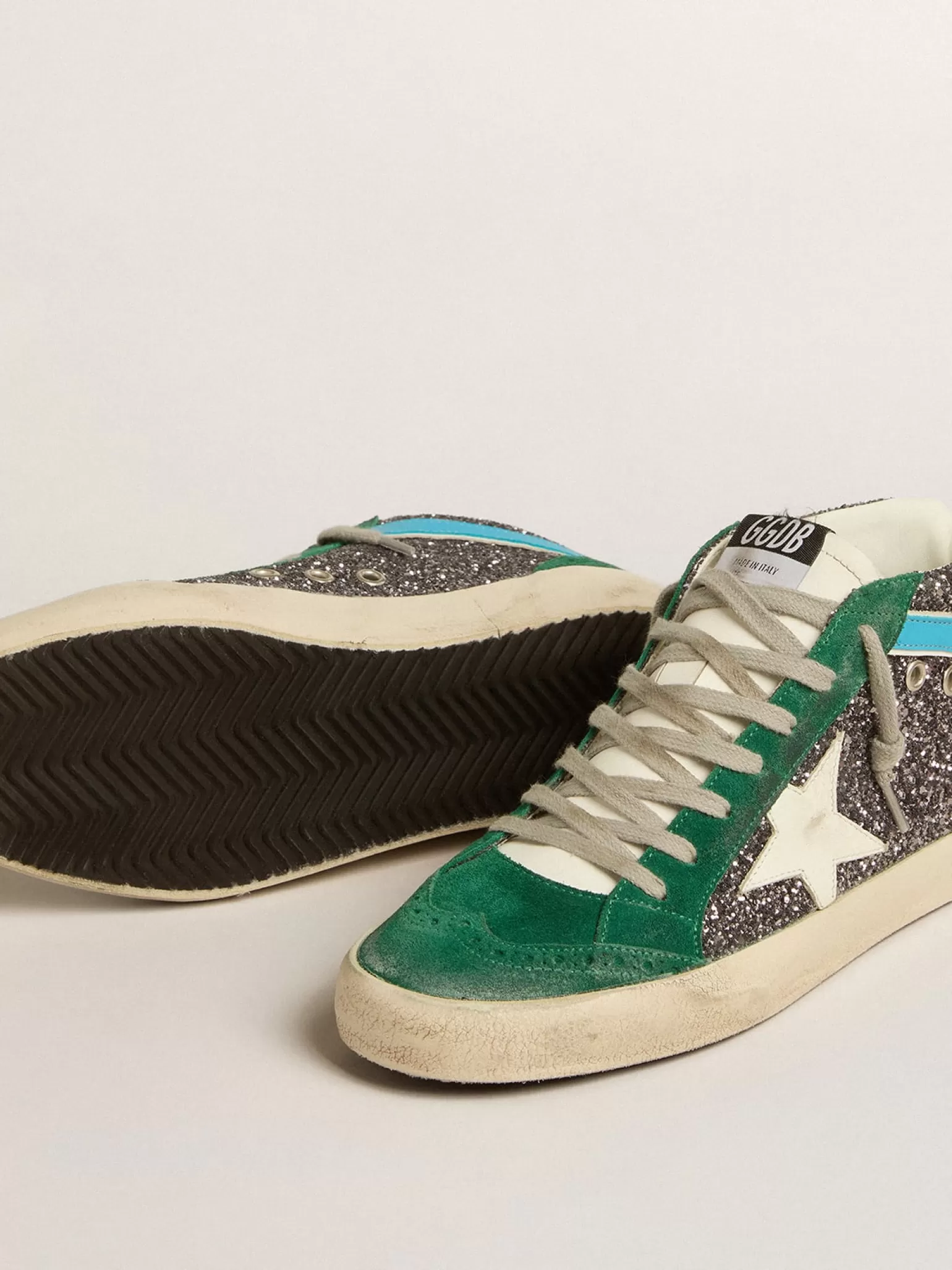 New Mid Star de glitter antracite com estrela de couro e lista azul MULHER Mid Star