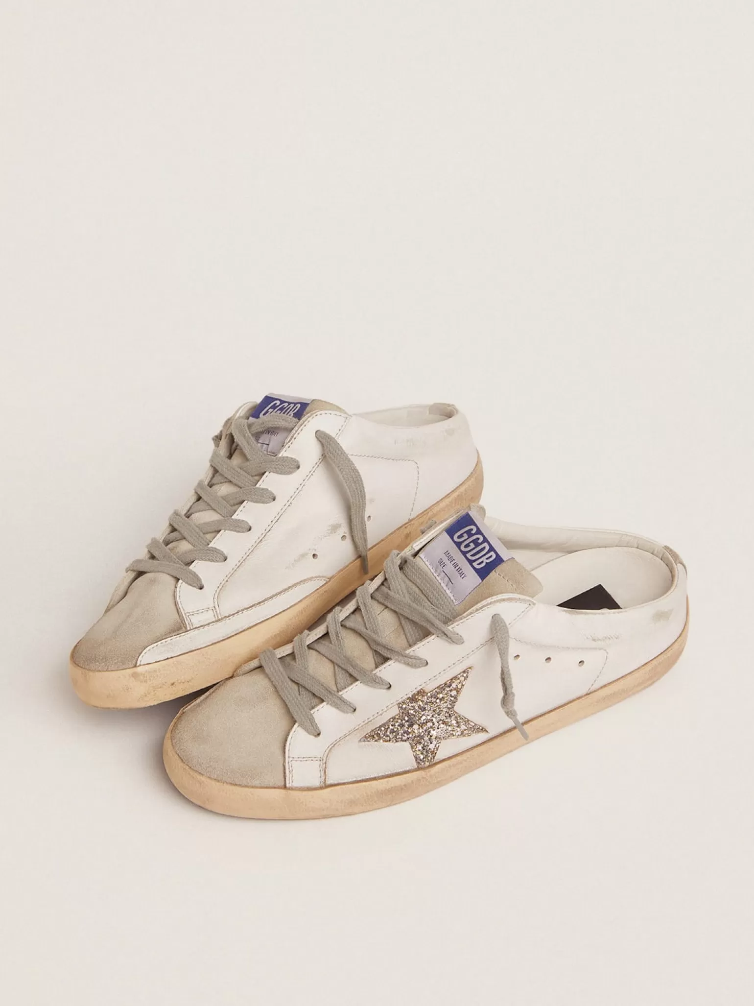 New Mule Super-Star de couro branco e suede cinza com estrela de glitter prateado MULHER Super-Star Sabot