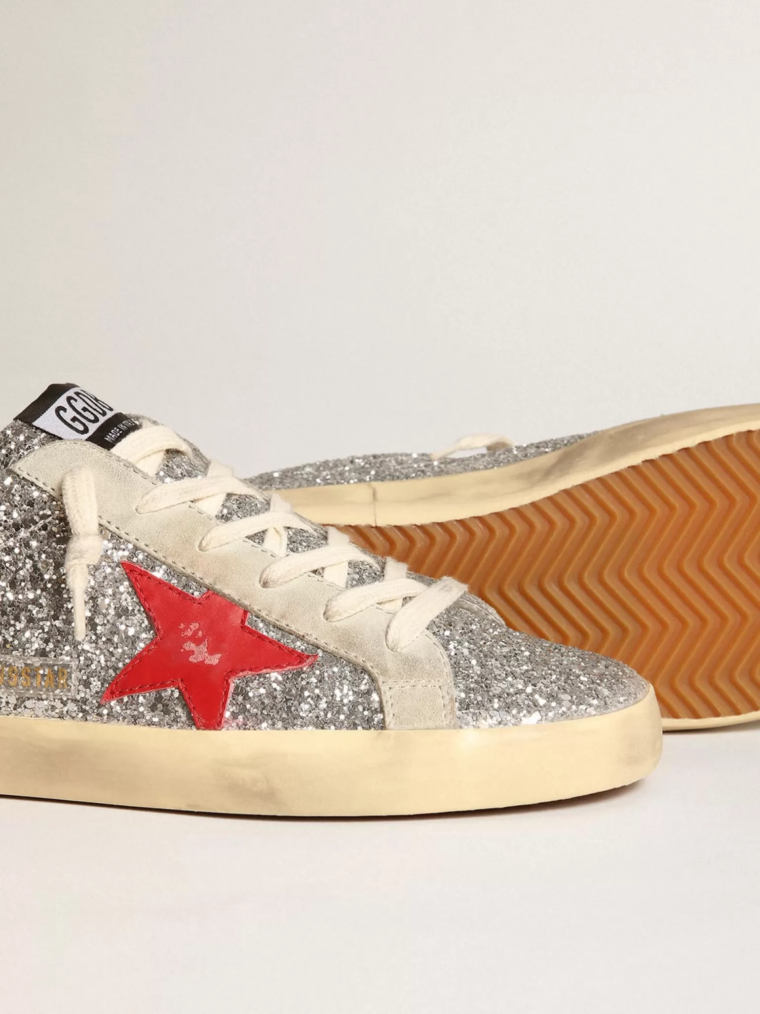 Flash Sale Mule Super-Star feminino em glitter prateado com estrela de couro vermelho MULHER Super-Star Sabot