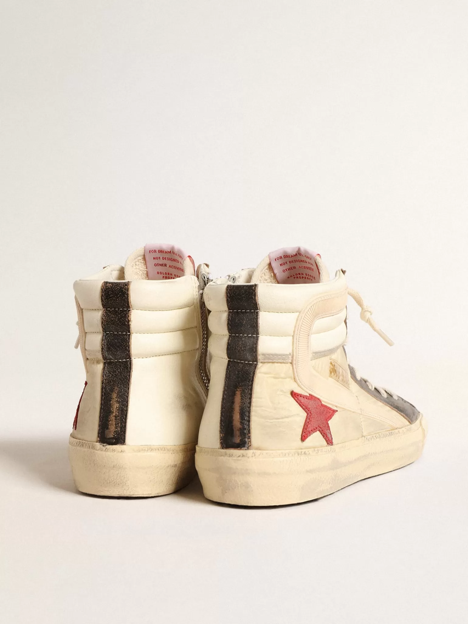 Outlet Slide LTD de náilon délavé com estrela de suede e lista bege Slide