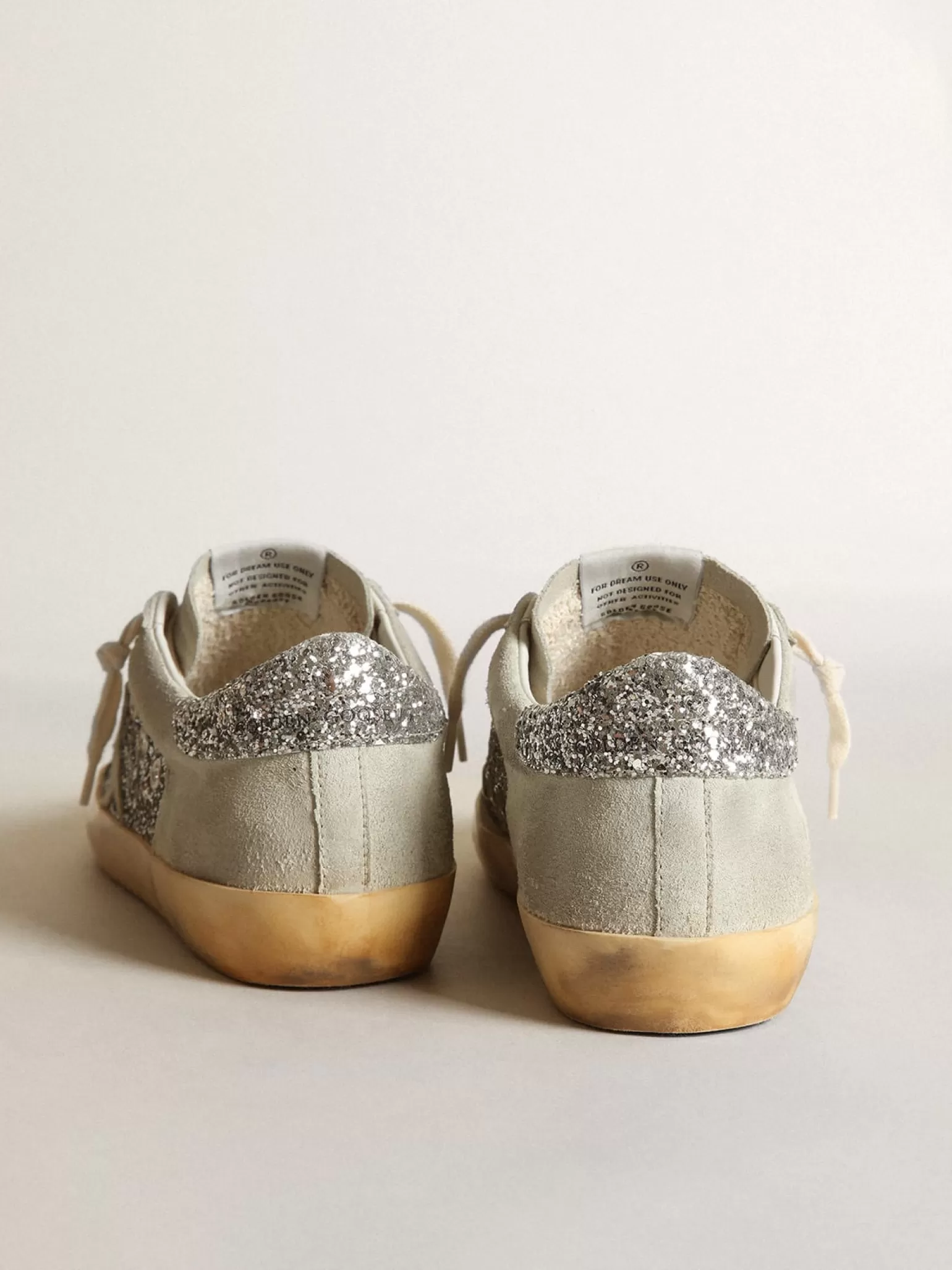 Store Super-Star feminino em glitter prateado com estrela e inserções cinza gelo MULHER Super-Star