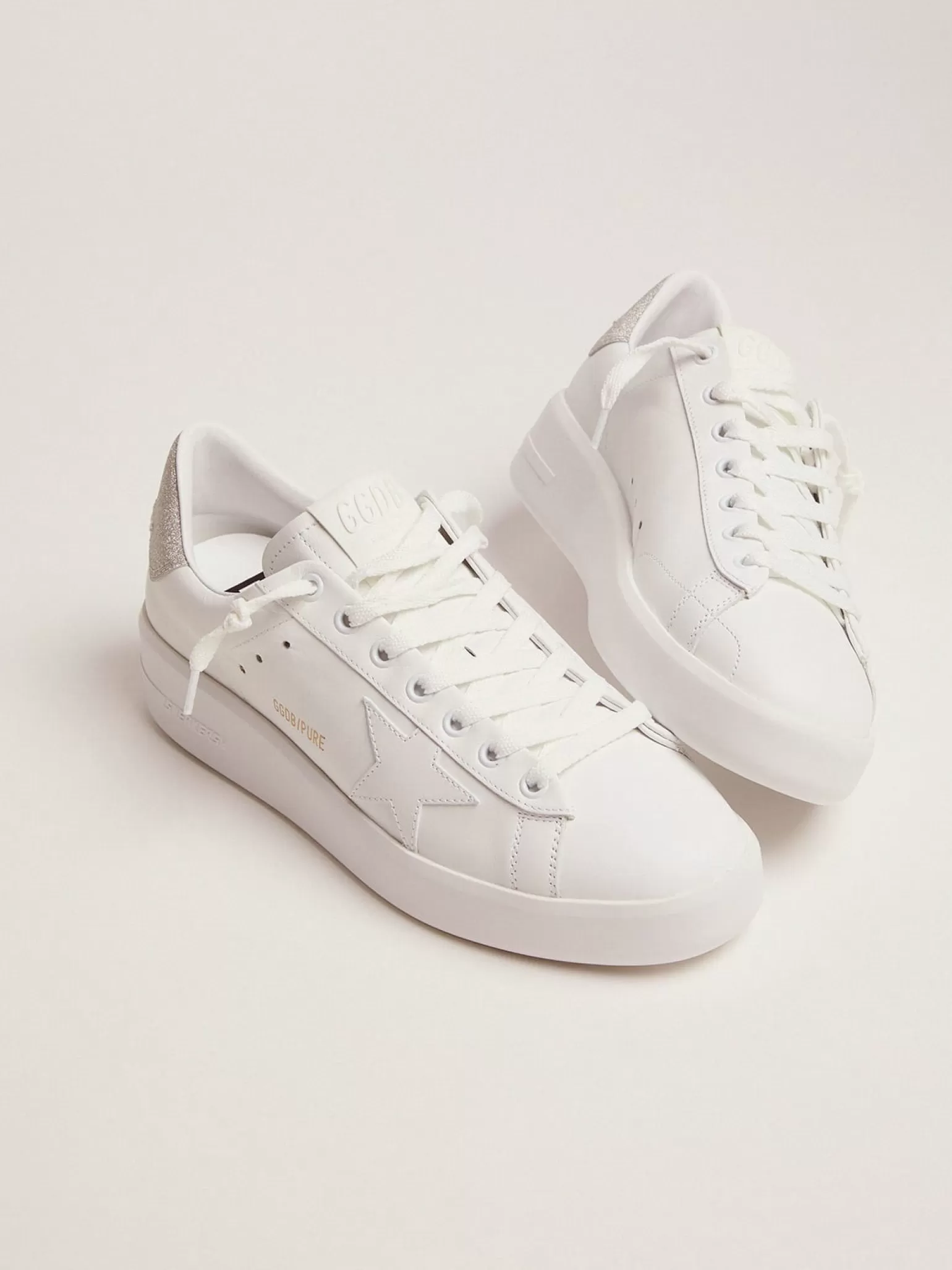 Flash Sale Tênis Purestar de couro branco e talão com glitter champanhe MULHER Purestar