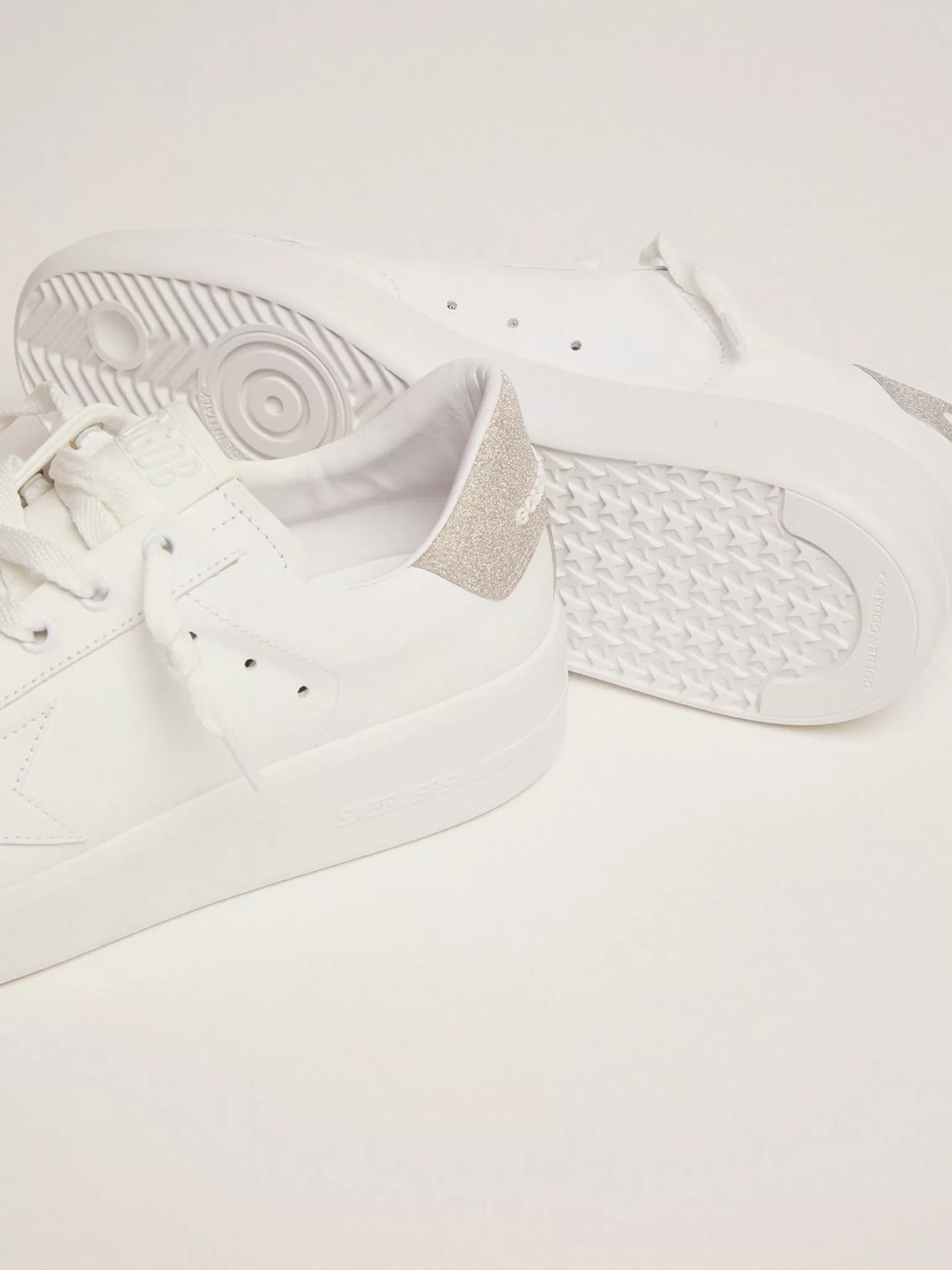 Flash Sale Tênis Purestar de couro branco e talão com glitter champanhe MULHER Purestar