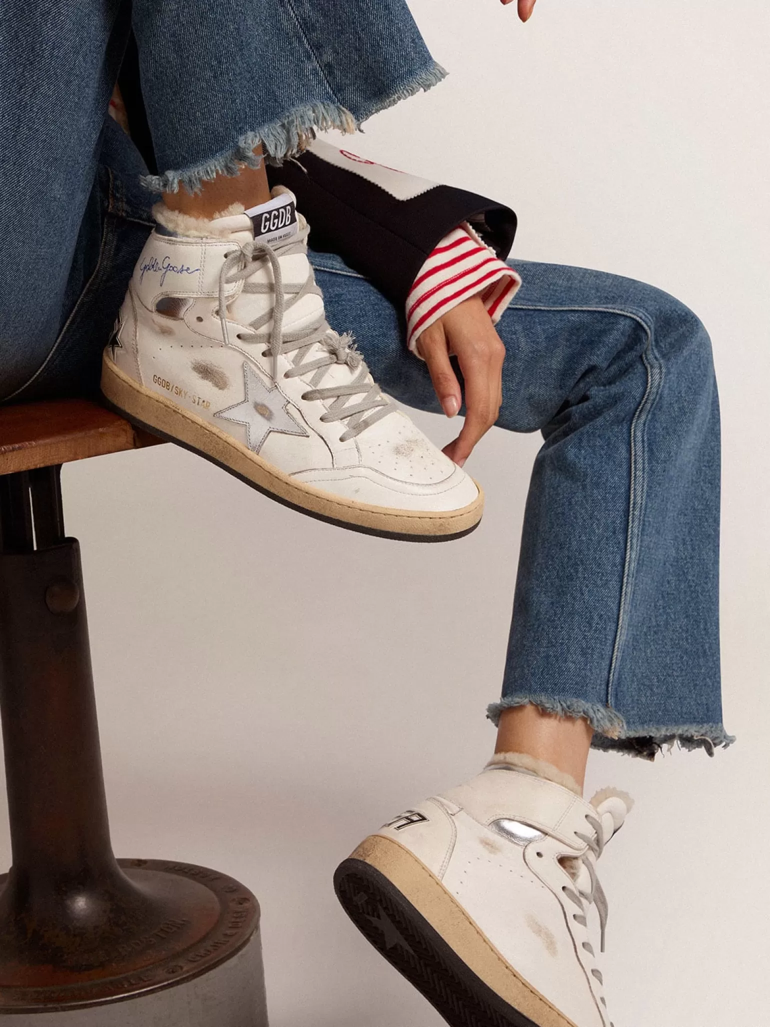 Store Tênis Sky-Star feminino com assinatura no tornozelo e forro de shearling MULHER Sky-Star