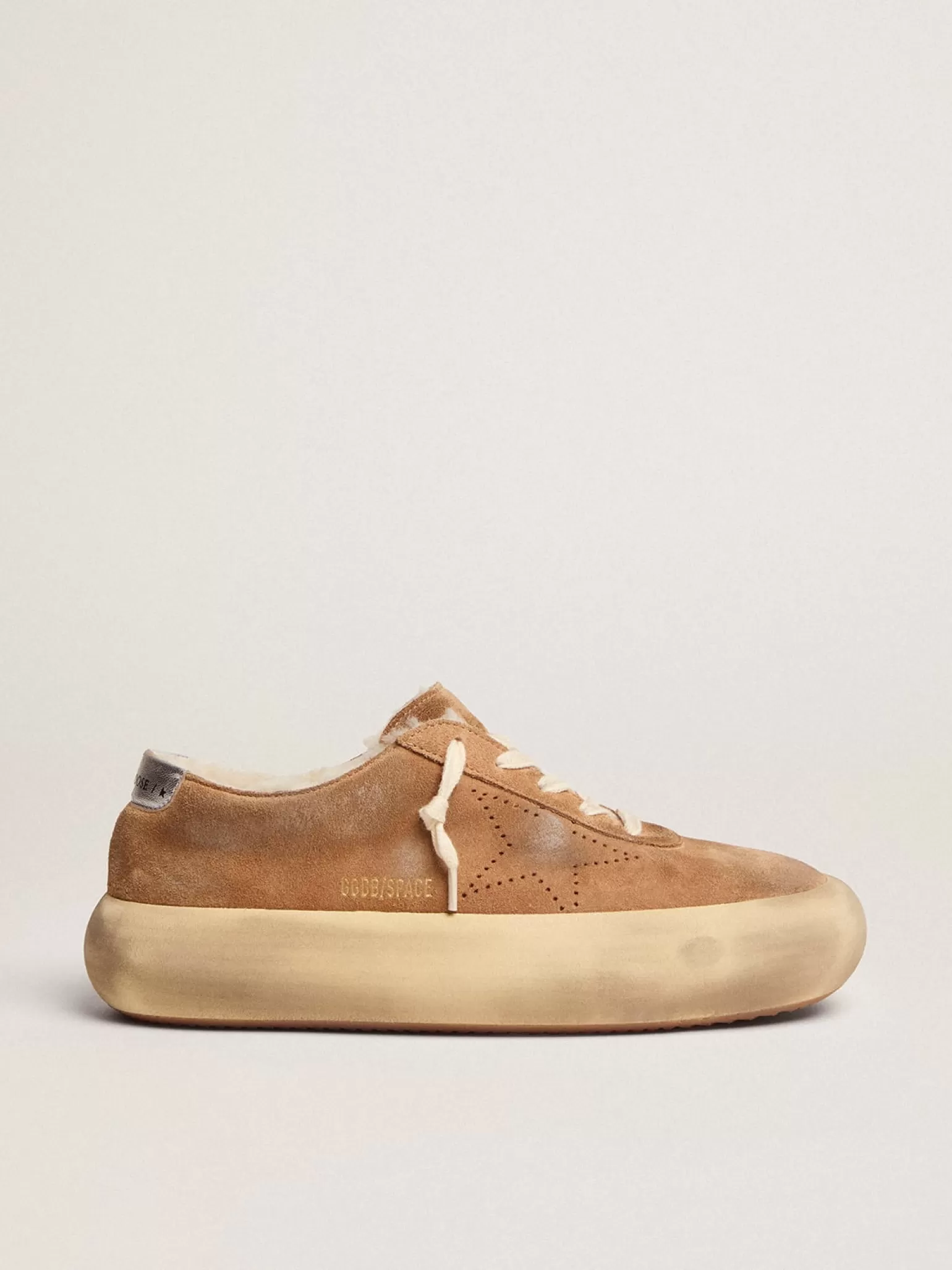 Fashion Tênis Space-Star de suede na cor tabaco e forro de shearling MULHER Space-Star