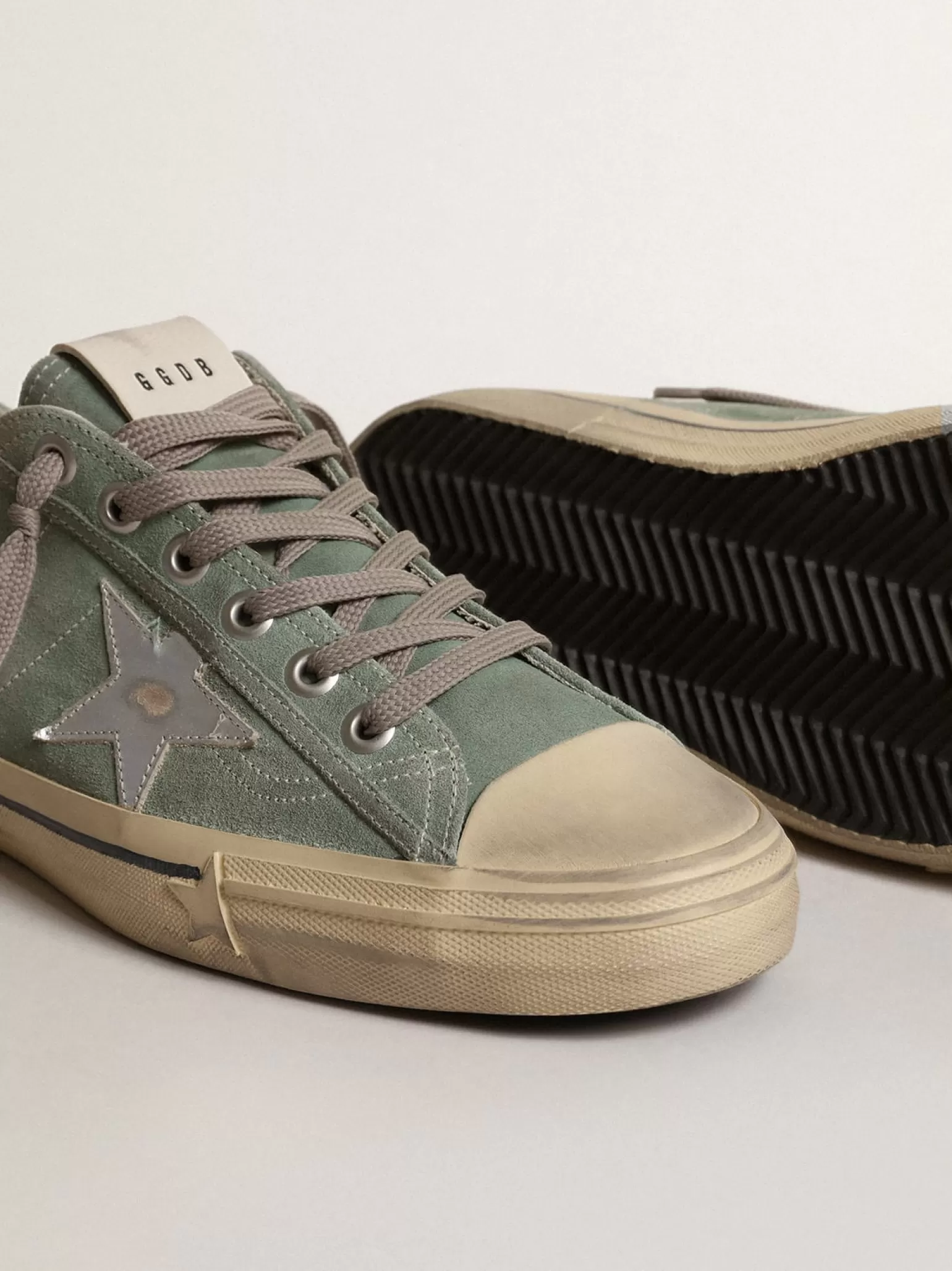 Shop V-Star de suede verde militar com estrela de couro metálico V-Star