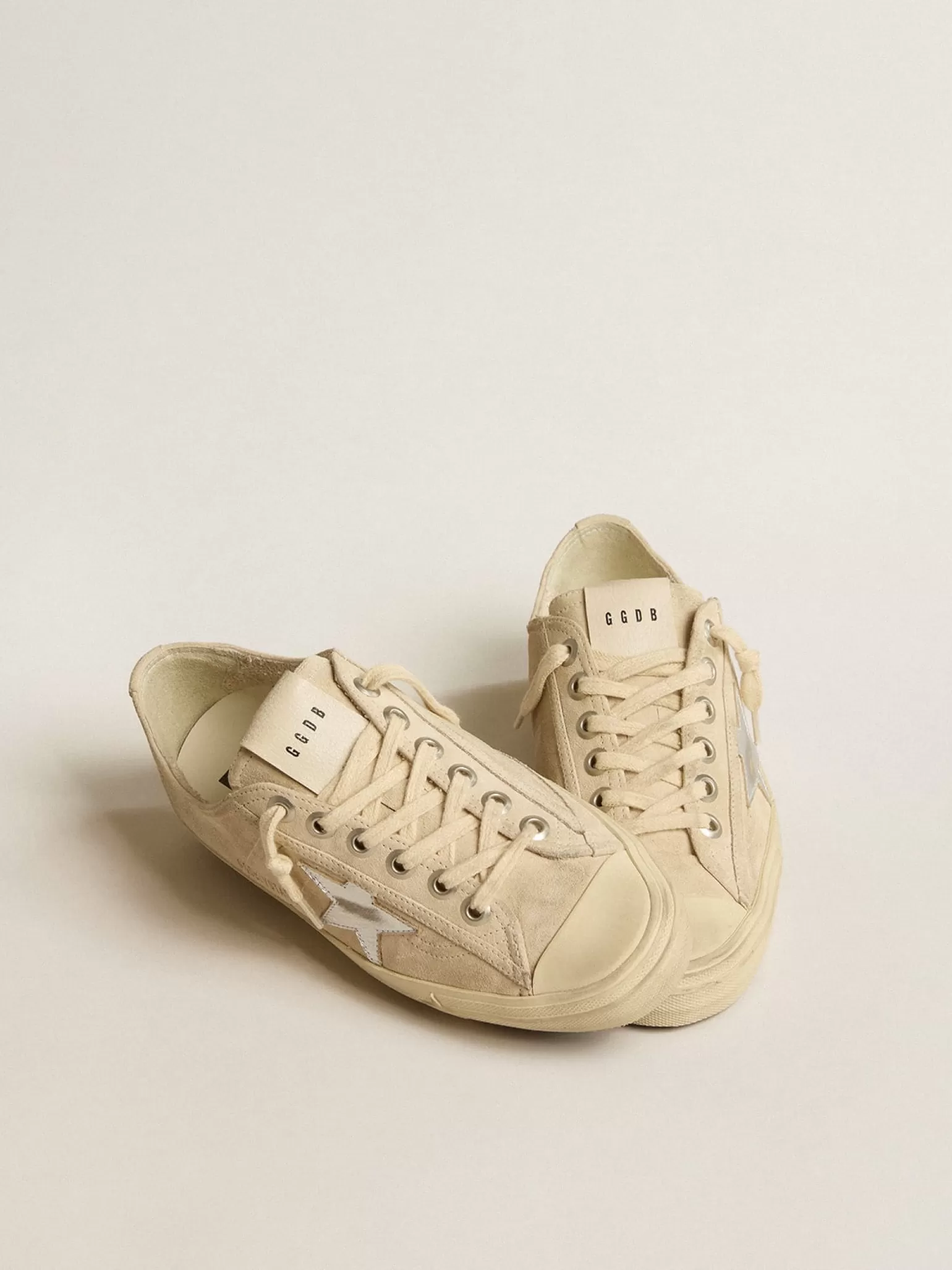 Hot V-Star feminino de suede pérola com estrela de couro metálico prateado MULHER V-Star