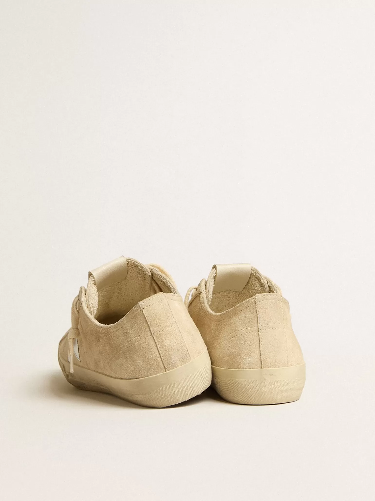 Sale V-Star Masculino de suede pérola com estrela de couro metálico prateado V-Star